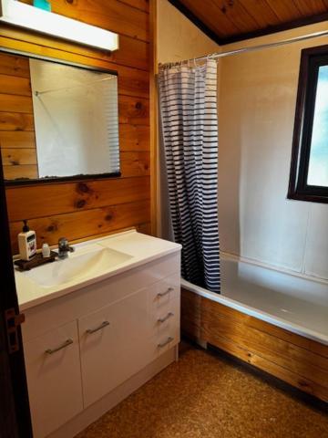 Lockwood Retreat Country house *